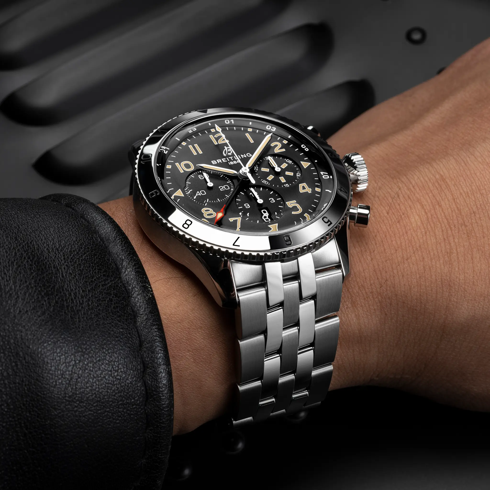 Breitling B04 GMT 46 P-51 AB04453A1B1A1 Watch Japan Official - Image 5