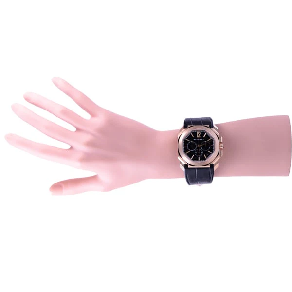 BVLGARI LU28C7SLD Lucea Violet Quartz Watch with Stainless Steel Case and 2 Year Warranty for Elegant Style - Image 6