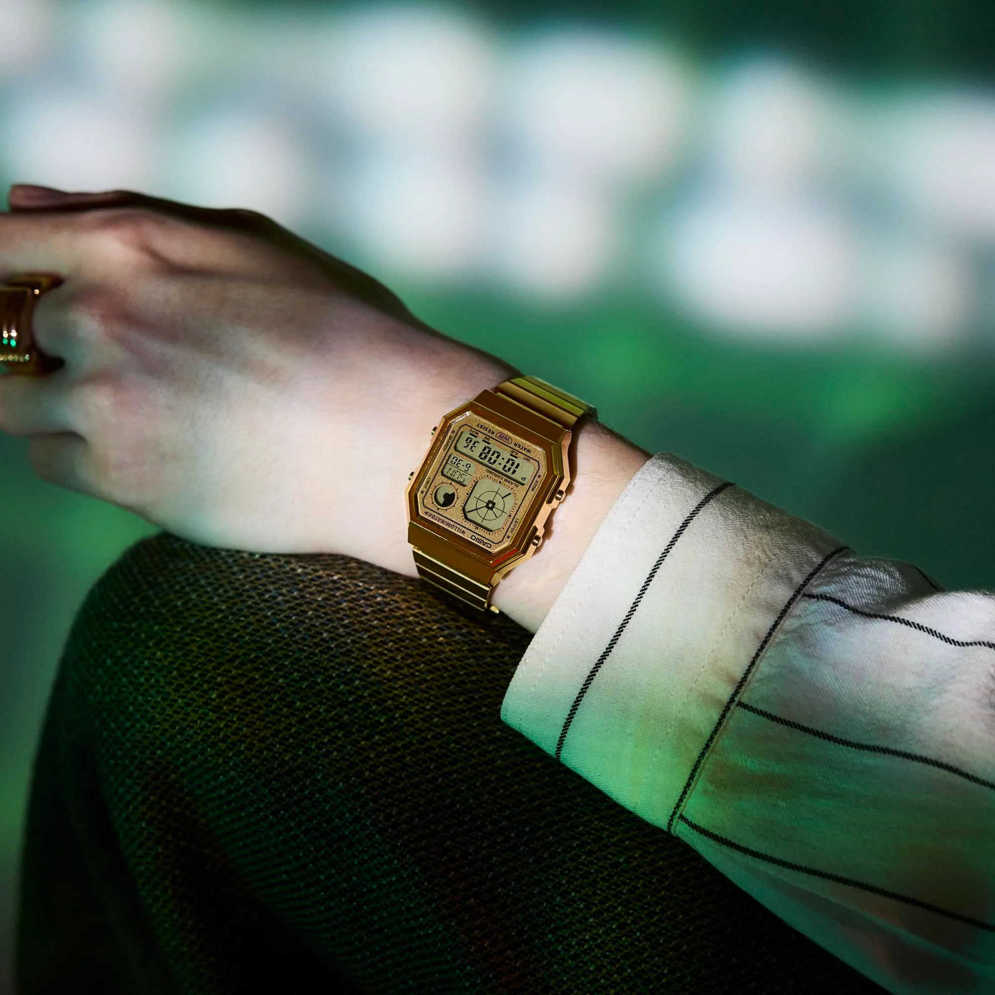 CASIO A130WEG-9AJF Classic Gold Digital Watch - Image 4