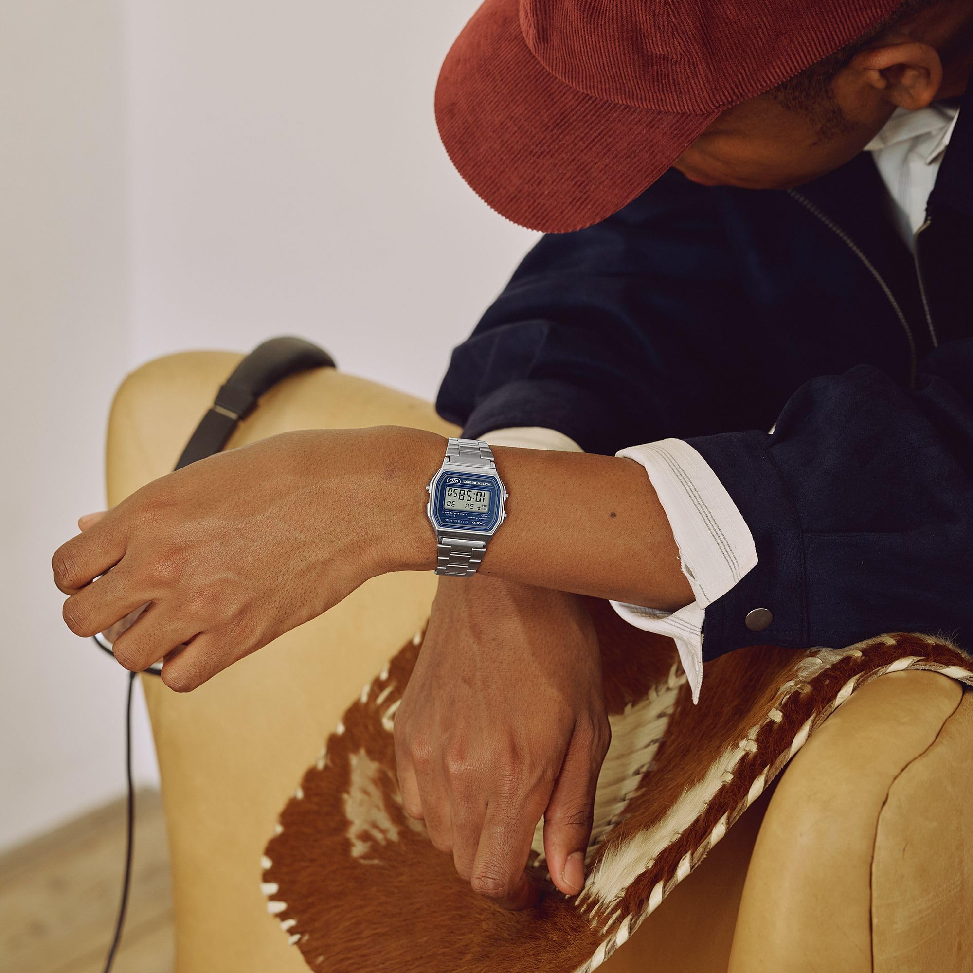 CASIO A158WEA-2JF Watch - Image 3