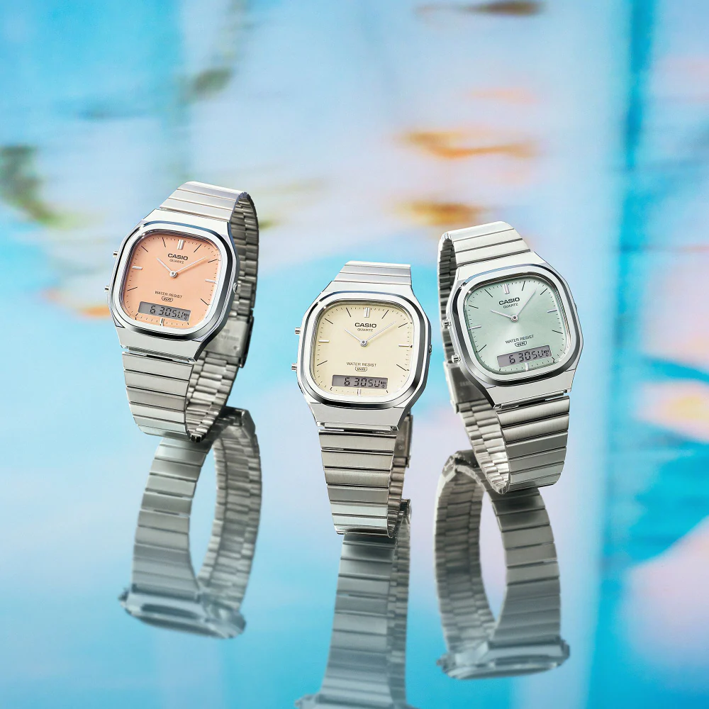 CASIO AQ-240E-4AJF Classic Analog-Digital Combination Model Stylish Orange Color Water Resistant Lightweight Design - Image 4