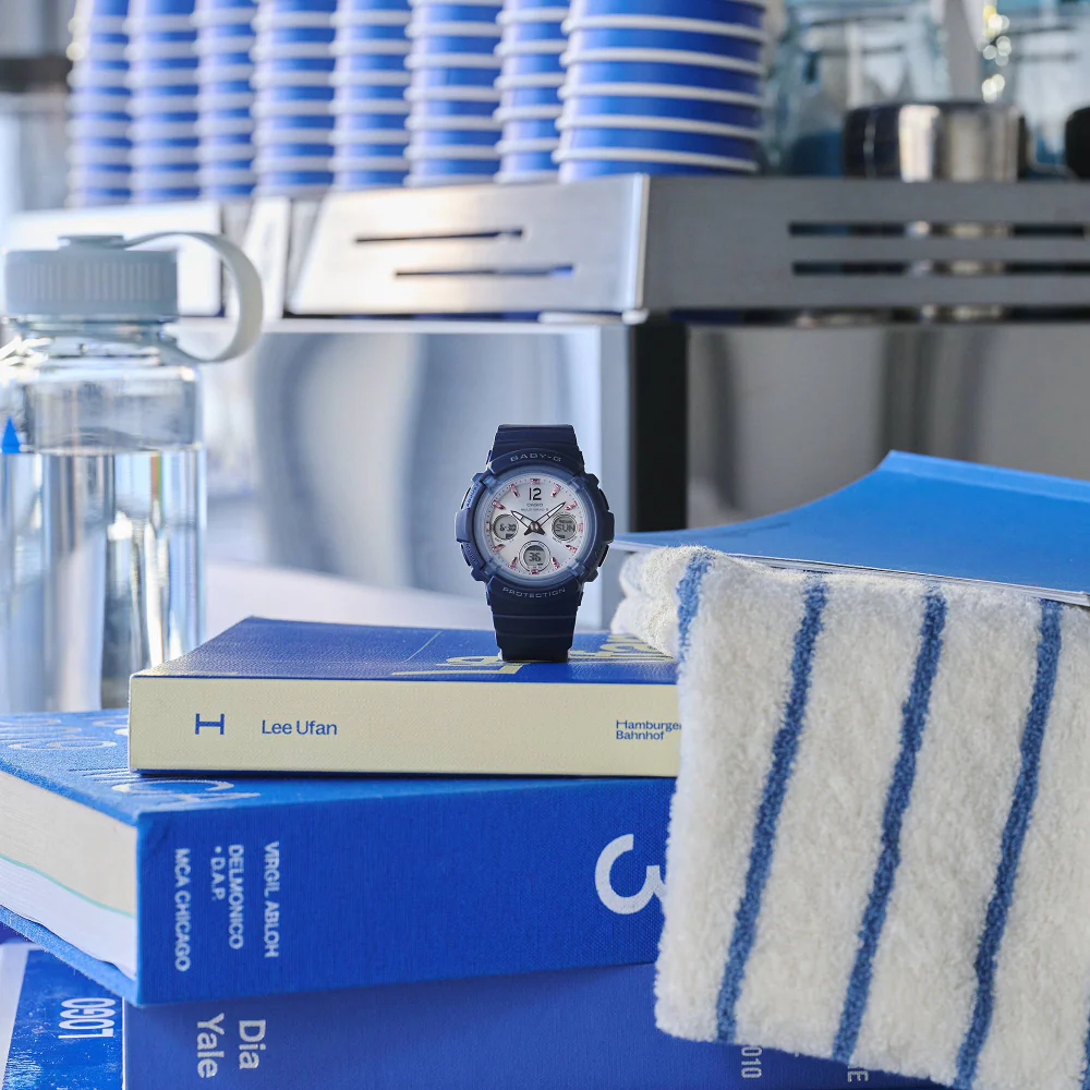 CASIO BGA-2800-2A2JF Solar Powered Stylish Navy Baby-G Shock Resistant Water Resistant Lightweight Design - Image 2