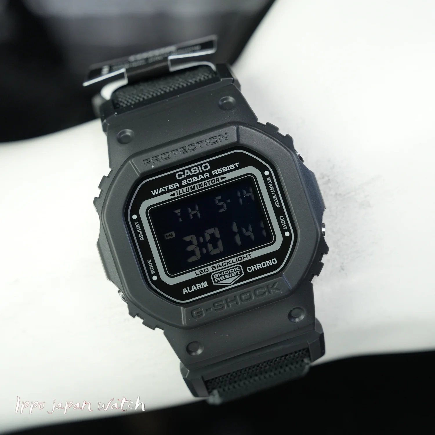 Casio DW-5600MNC-1JF Quartz G-shock DIGITAL Alarms 200M waterproof Stopwatch 2026.3.13 release - Image 4