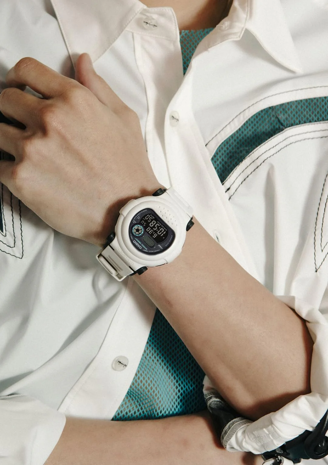 CASIO G-SHOCK Sci-Fi World G-B001SF-7JR Smart Watch - Image 2