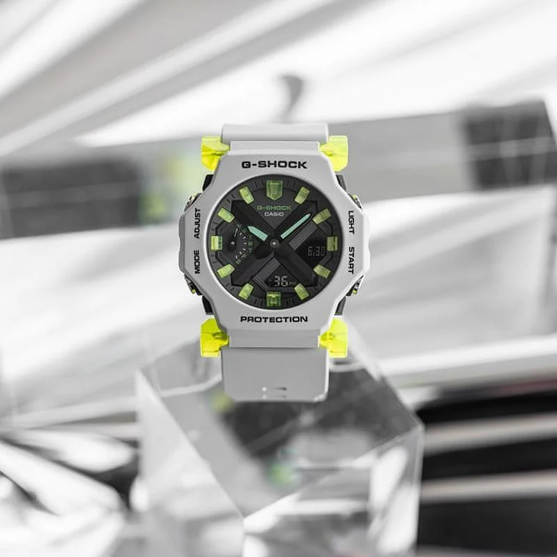 CASIO G-SHOCK Virtual Mix Series Light Grey GA-2300MW-8AJF - Image 2