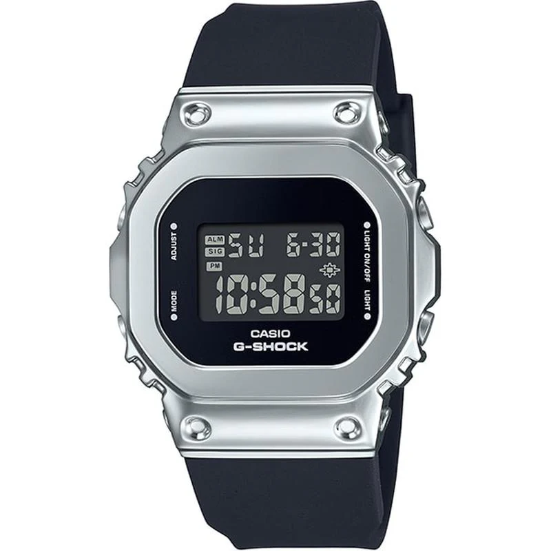Casio Ladies' G-SHOCK Compact Series Metal5600 GM-S5600U-1JF