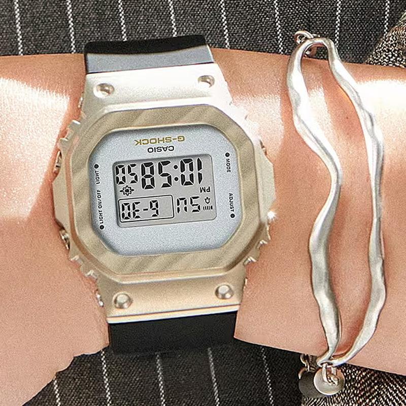 Casio Ladies G-SHOCK Metal Covered Series GM-S5600BC-1JF Watch - Image 4