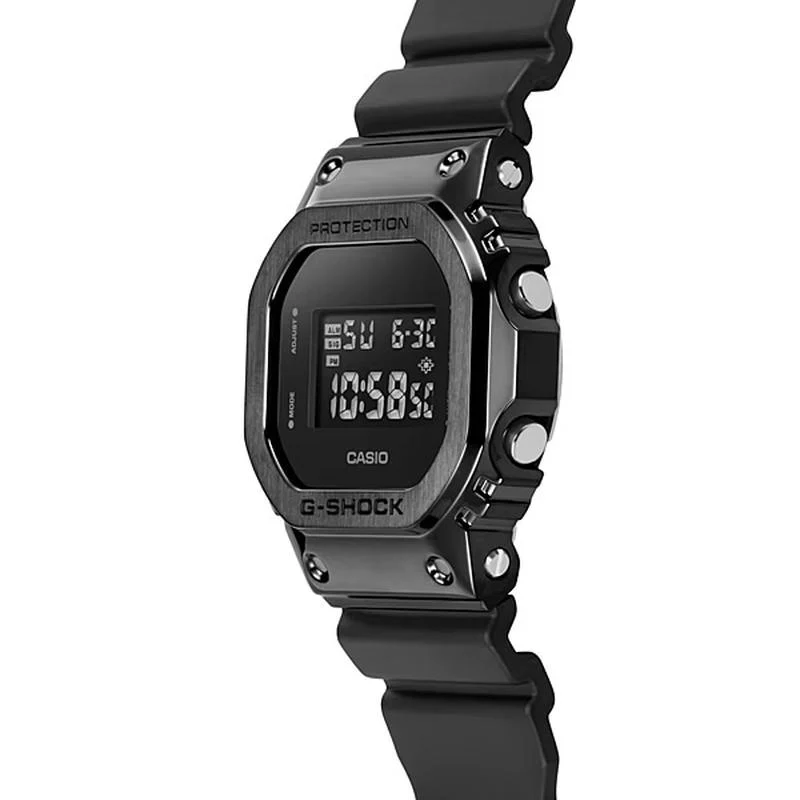 Casio Men's G-SHOCK Metal Bezel GM-5600 Model GM-5600UB-1JF - Image 4