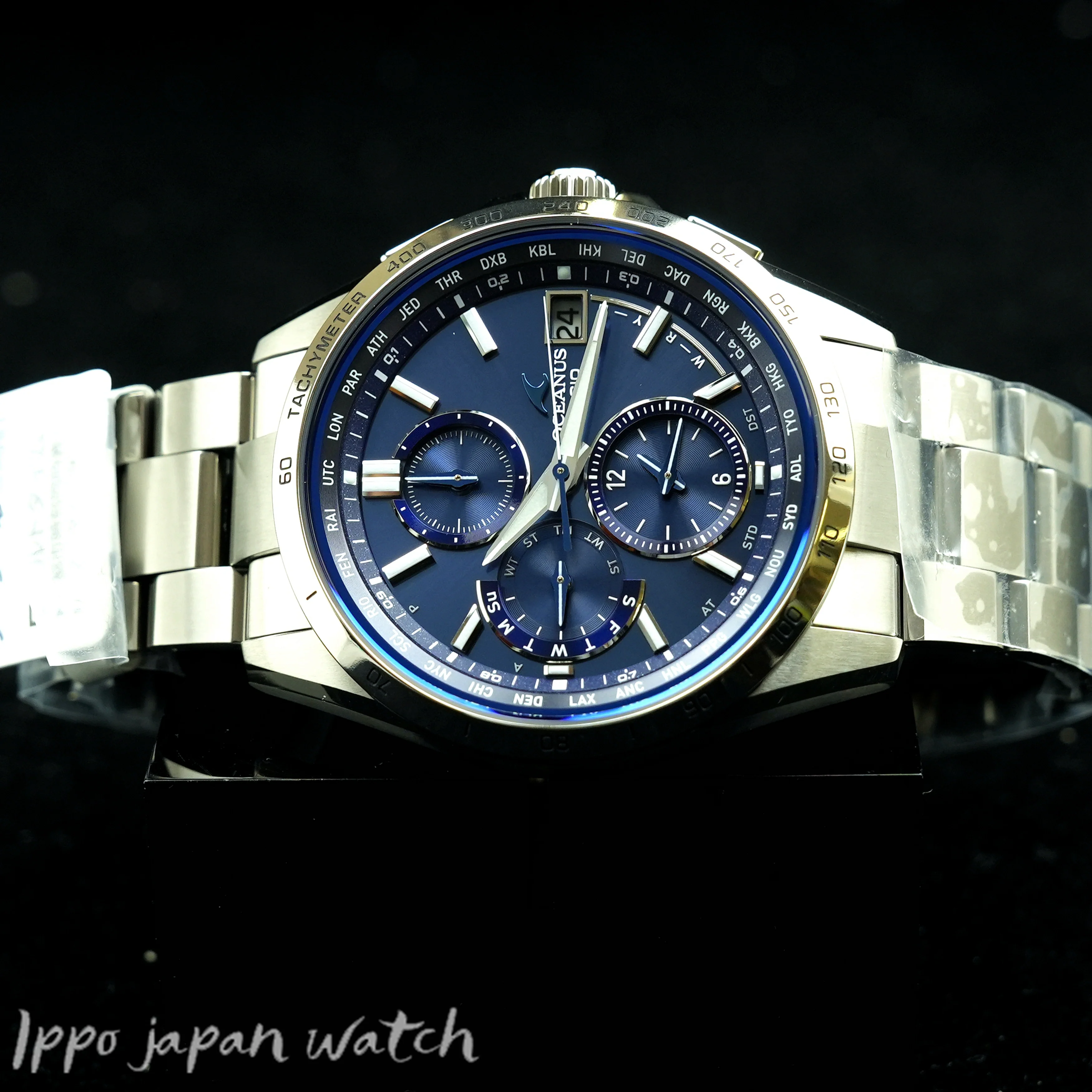Casio Men's OCEANUS Classic Line Solar Radio Watch with Metal Band OCW-T2600-2A3JF - Image 4