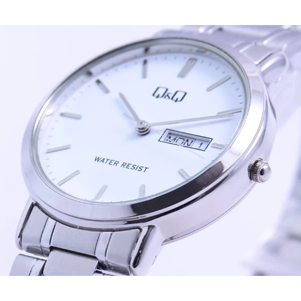 CITIZEN A202 201 Elegant Wristwatch with Day and Date Display, Durable Stainless Steel, Water Resistant Design for Everyday Use
