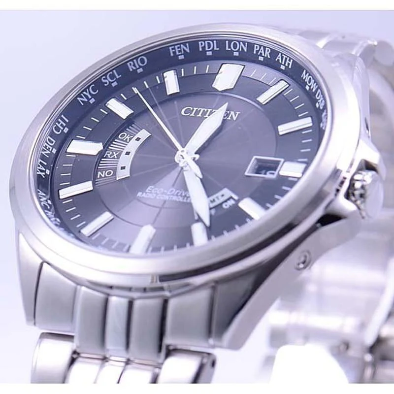 Citizen Men's Watch - Citizen Collection Eco-Drive World Time, Stainless Steel Black CB0011-69E - Image 3