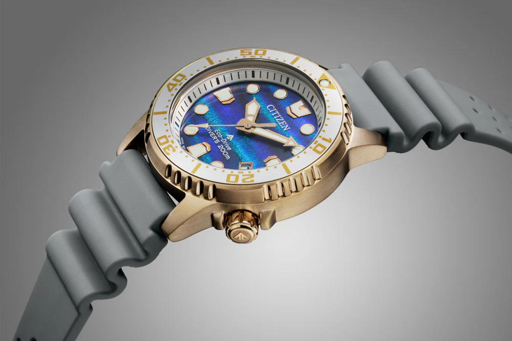 CITIZEN EO2023-00W Limited Edition Promaster Eco-Drive Solar Watch 200m Water Resistance Marine Series Pair Model - Image 11