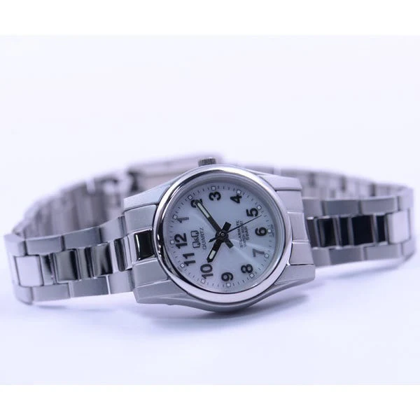 CITIZEN H971 204 Ladies Q&Q Solar Analog Watch with Eco Friendly Solar Power, Elegant Design, Water Resistant and Durable Construction - Image 3