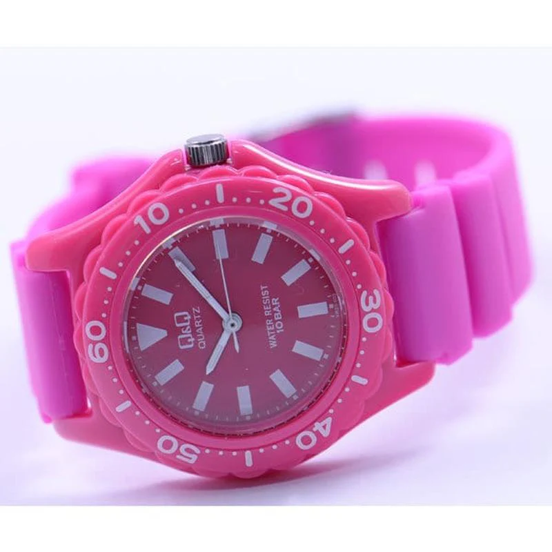 Citizen Ladies Sports Watch Quartz 10 ATM Water Resistant VR25-003 - Image 3