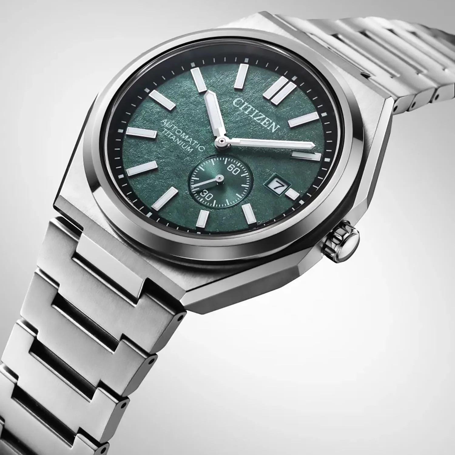 CITIZEN NJ0180-80X Automatic Titanium Men's Watch - Image 4