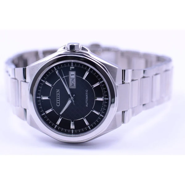 CITIZEN NP4080 50E Elegant Men's Mechanical Watch with Stainless Steel Case, Automatic Movement, and Water Resistance for Everyday Style - Image 3