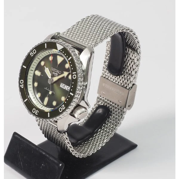 CITIZEN VO10 6772F Eco Drive Chronograph Diver Design Water Resistant Stainless Steel Men's Watch - Image 2