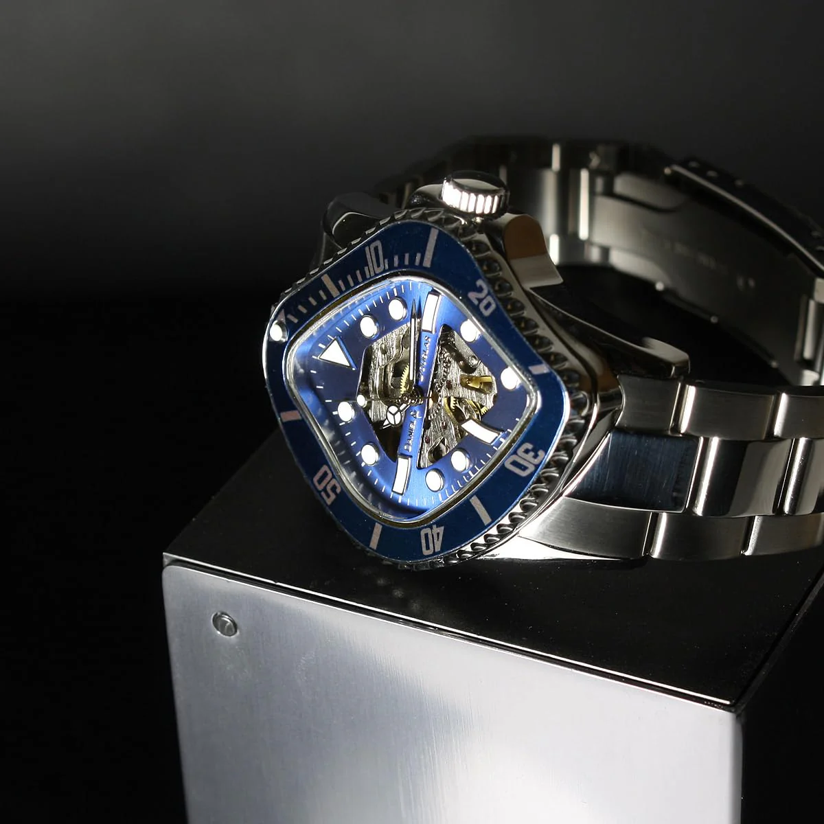 DANIEL AND DOUGLAS BROKEN MARINE DD8811-SVBL Automatic Watch - Image 4