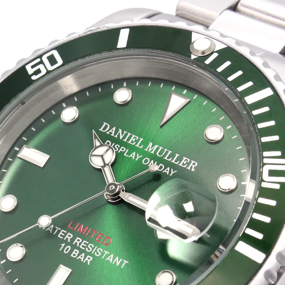 DANIEL MULLER DM-2018GN Stainless Steel Diver's Watch - Image 4