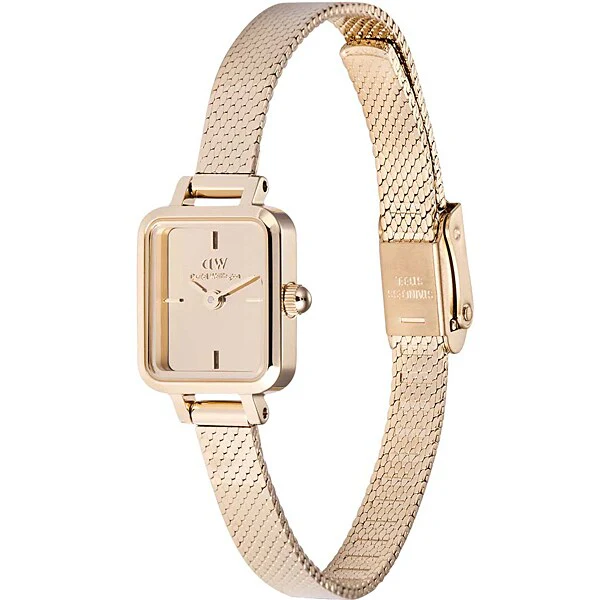 Daniel Wellington DW00100799 Elegant Rose Gold Case Minimalist Design 30m Water Resistant Classic Leather Strap
