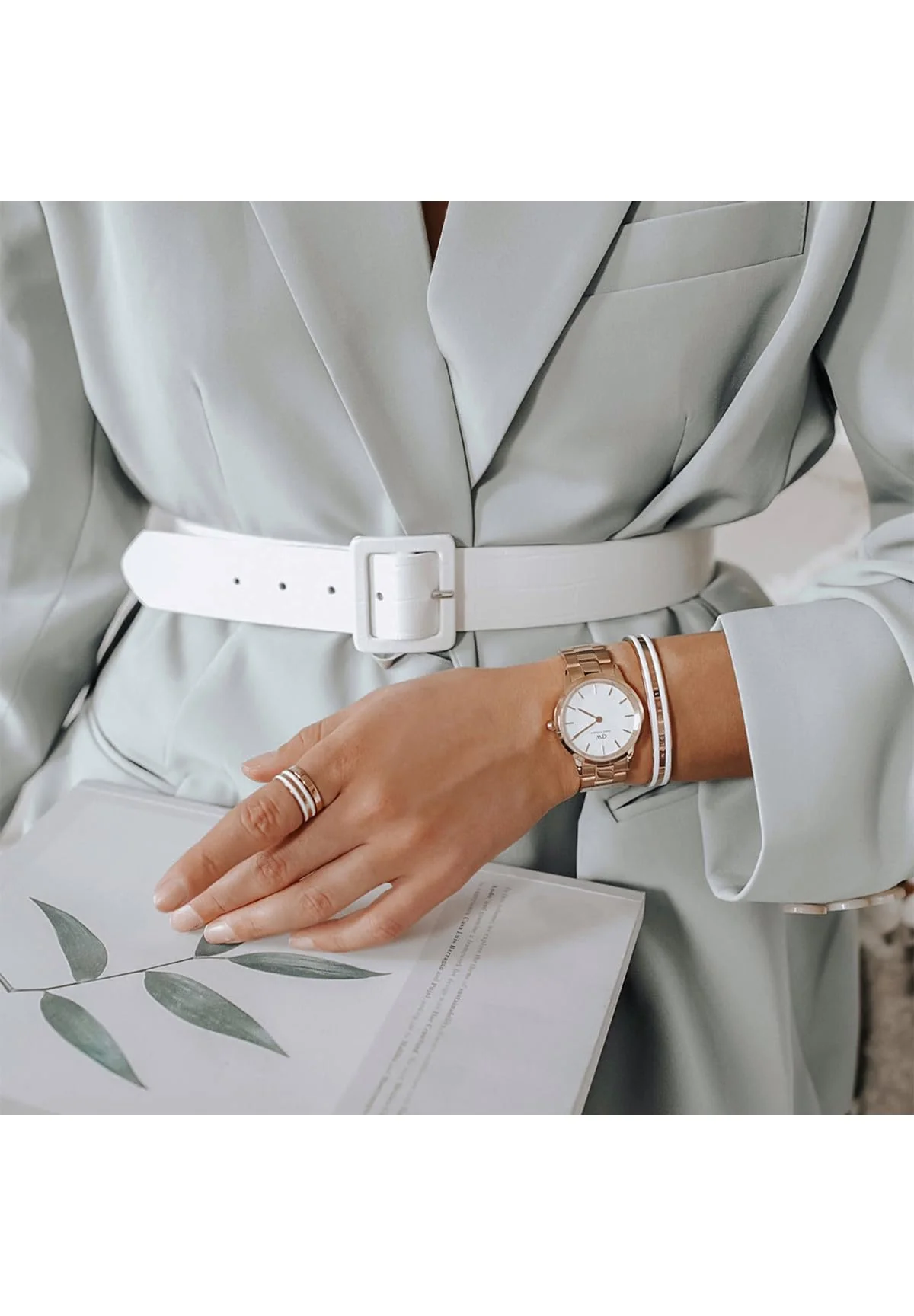DANIEL WELLINGTON Iconic Link DW00100343 40mm Stainless Steel Watch - Image 3