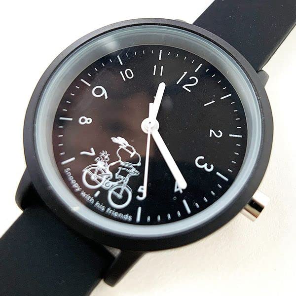 FIELDWORK Snoopy PNT034-3 Women's Analog Silicone Band Watch - Image 3