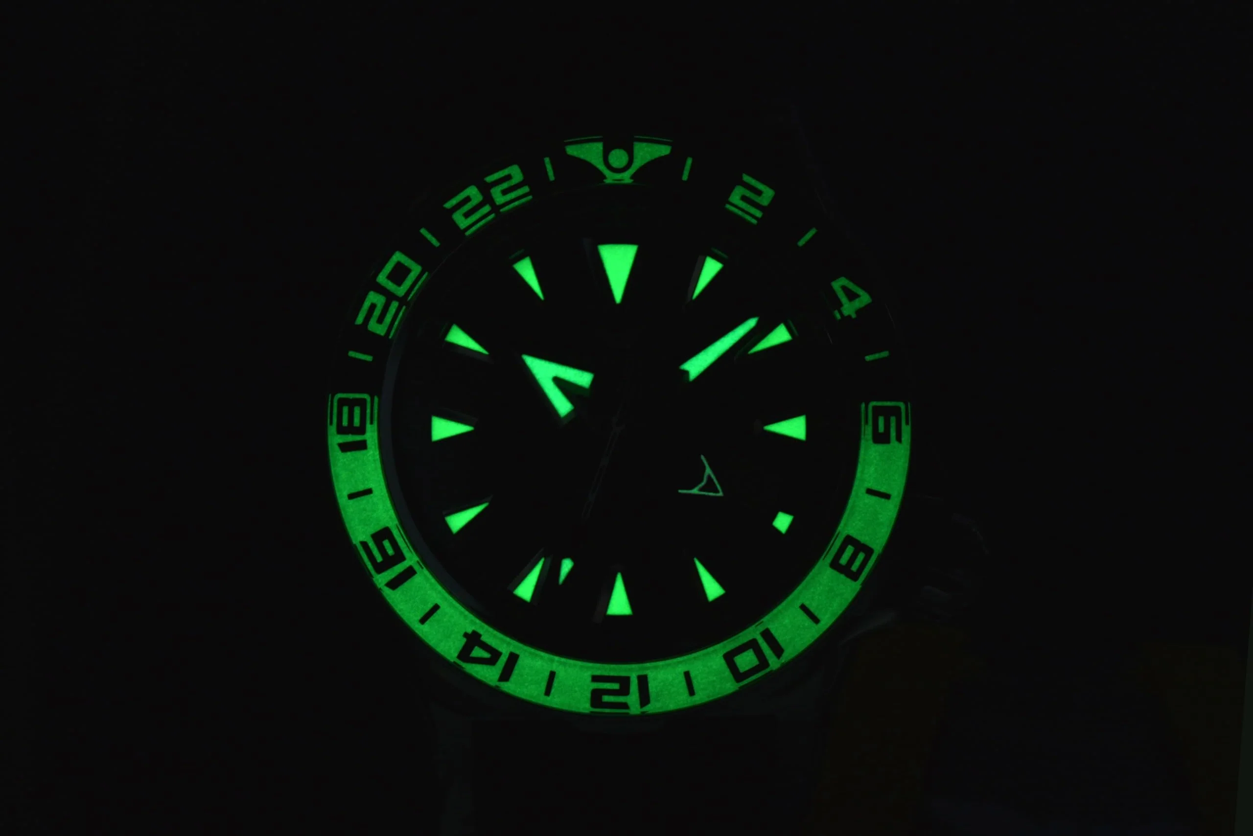 KENTEX Marine GMT S820X-01 Automatic Limited Edition Watch - Image 4