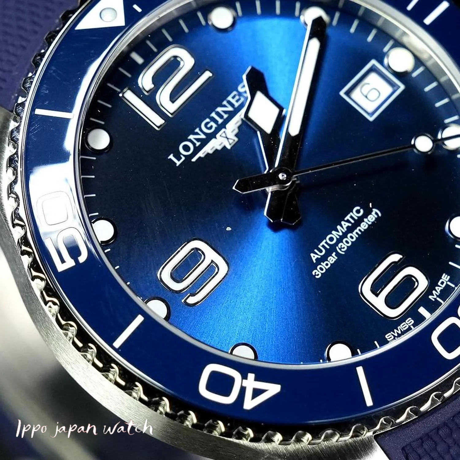 Longines L3.780.4.96.9 Men's Rubber Strap Watch Parallel Imported with 2-Year Warranty - Image 4