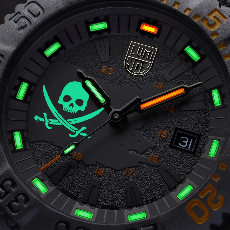 Luminox Navy Seal Colormark 3050 Series Ref. 3051.PIR.LE - Image 6