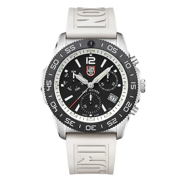 LUMINOX 3141 Pacific Diver Chronograph 3140 Series with 200m Water Resistance, Swiss Quartz Movement, and 2 Year Warranty for Ultimate Precision
