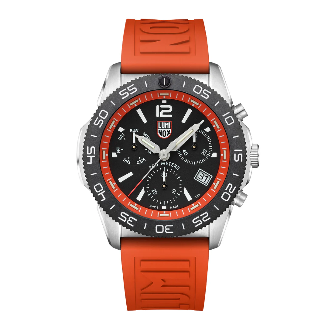 Luminox Pacific Diver Chronograph 3140 Series Ref. 3149 - Image 2