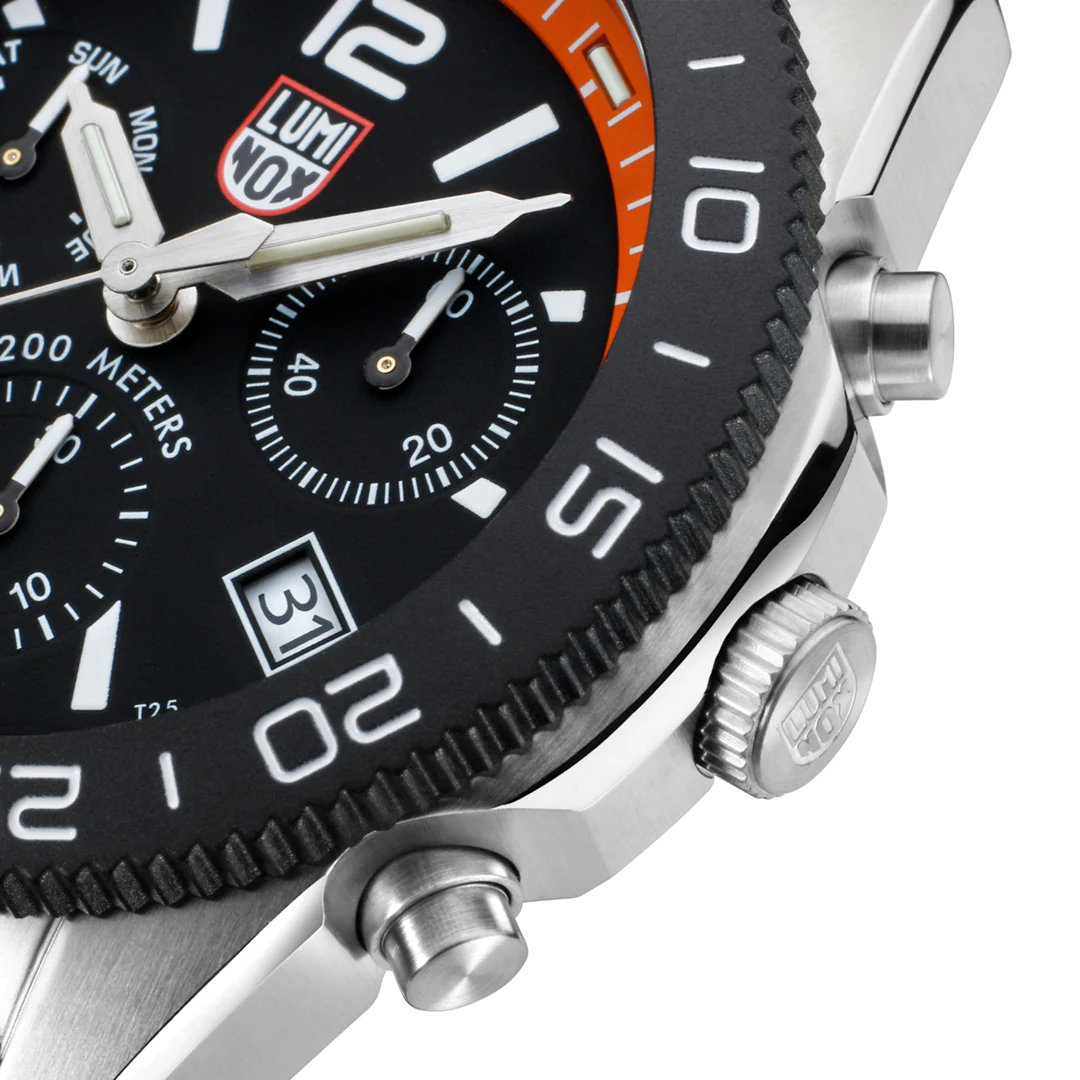 Luminox Pacific Diver Chronograph 3140 Series Ref. 3149 - Image 5