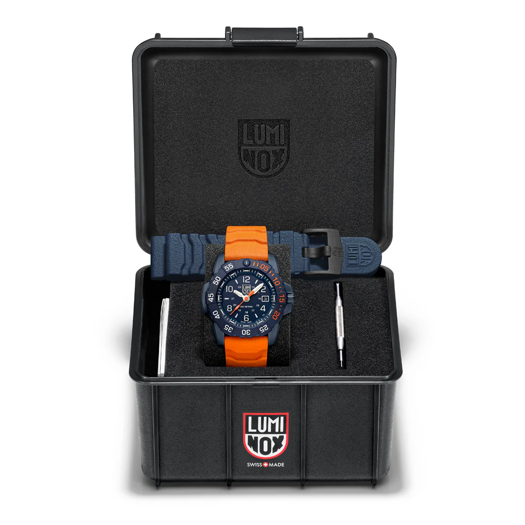 Luminox New Navy Seal Foundation 3250 Series Ref. 3253.CB.NSF.SET - Image 6