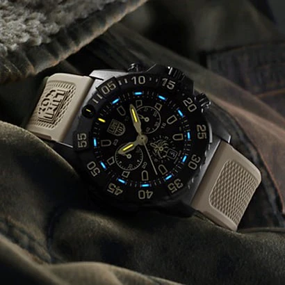 LUMINOX 3590.NSF.SET LUMINOX NAVY SEAL CHRONOGRAPH 3580 SERIES - Durable, Water-Resistant Watch for Adventurers - Image 4