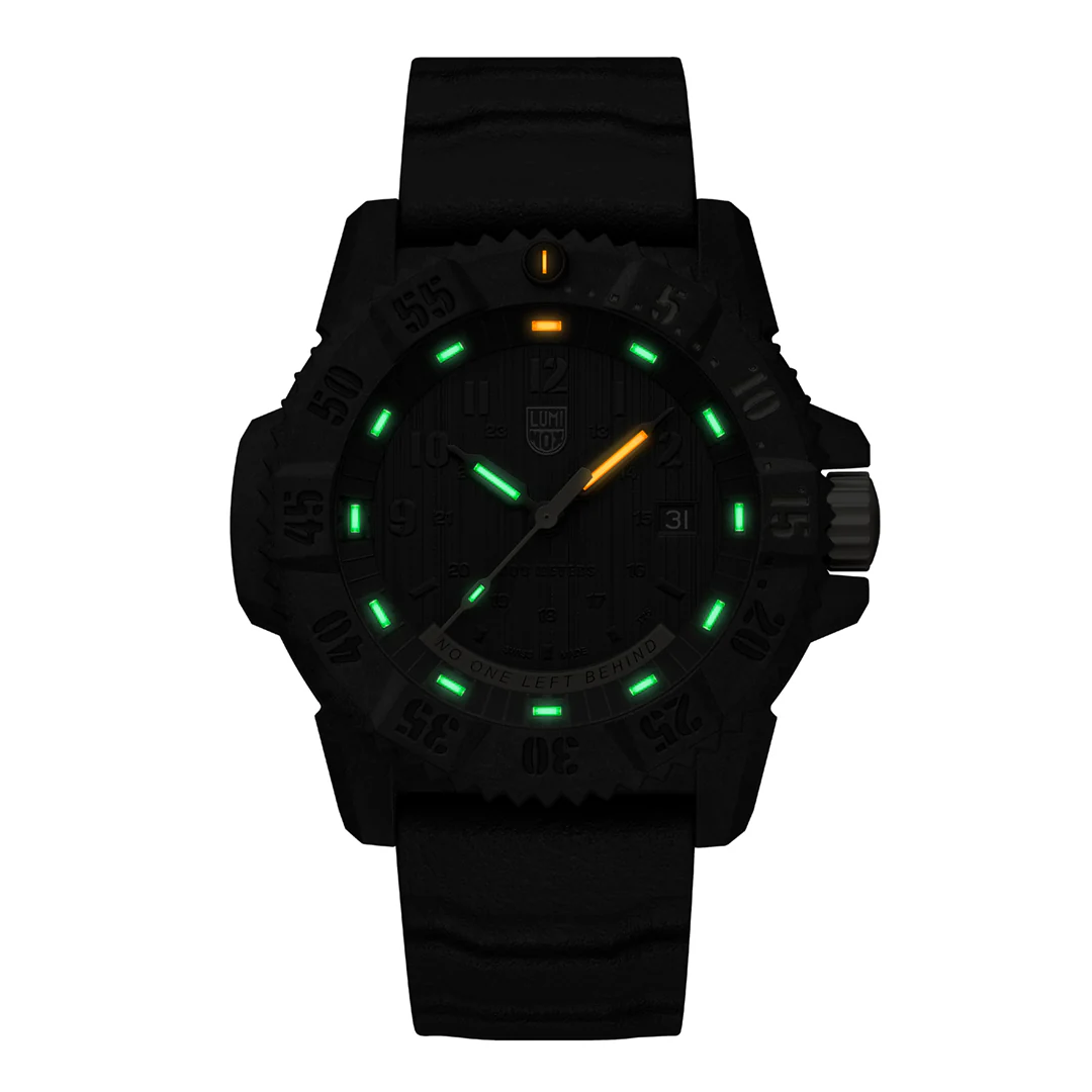 Luminox Limited Master Carbon Seal 3800 Series Ref. 3805.NOLB.SET - Image 3