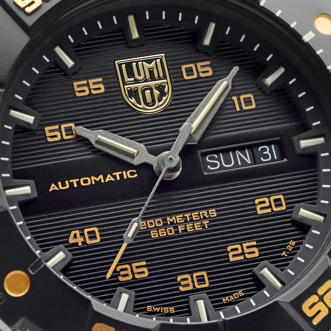 Luminox Master Carbon Seal Automatic 3860 Series 3865.GOLD.LTD - Image 4