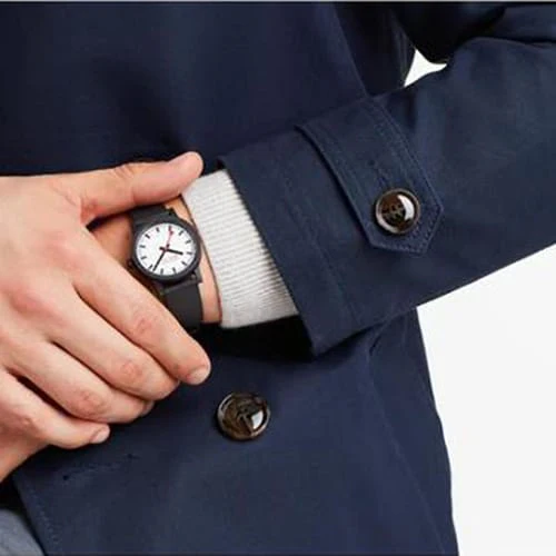 MONDAINE MS1.32110.RB Essence 32mm MONDAINE White - Swiss Design Watch with Classic Style and Precision - Image 4