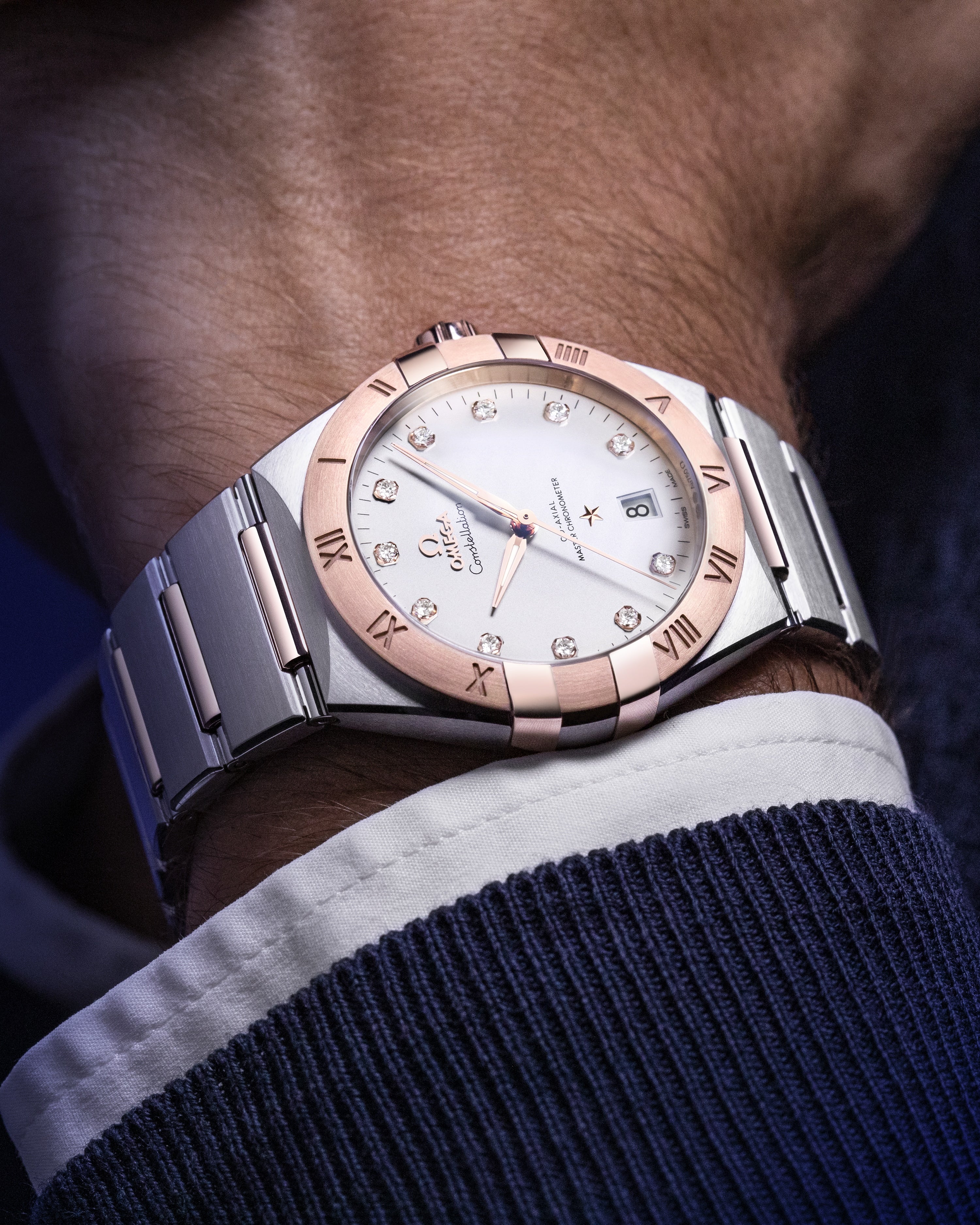 OMEGA 131.20.39.20.52.001 CONSTELLATION 39 mm, steel ‑ Sedna™ gold on steel - Image 4