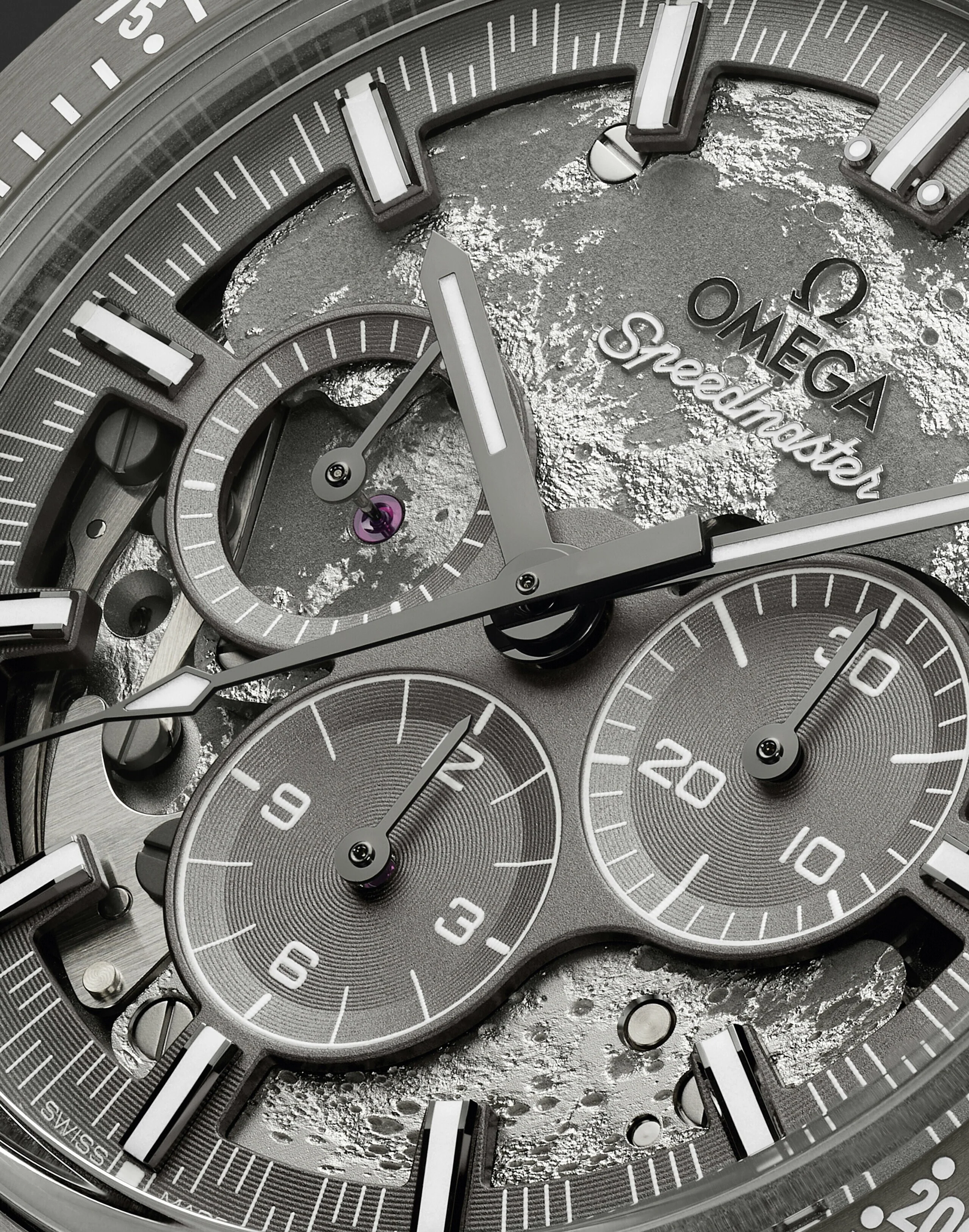 OMEGA 310.92.44.50.06.002 Grey Side OF The Moon New Speedmaster Dark Side OF The Moon - Image 4