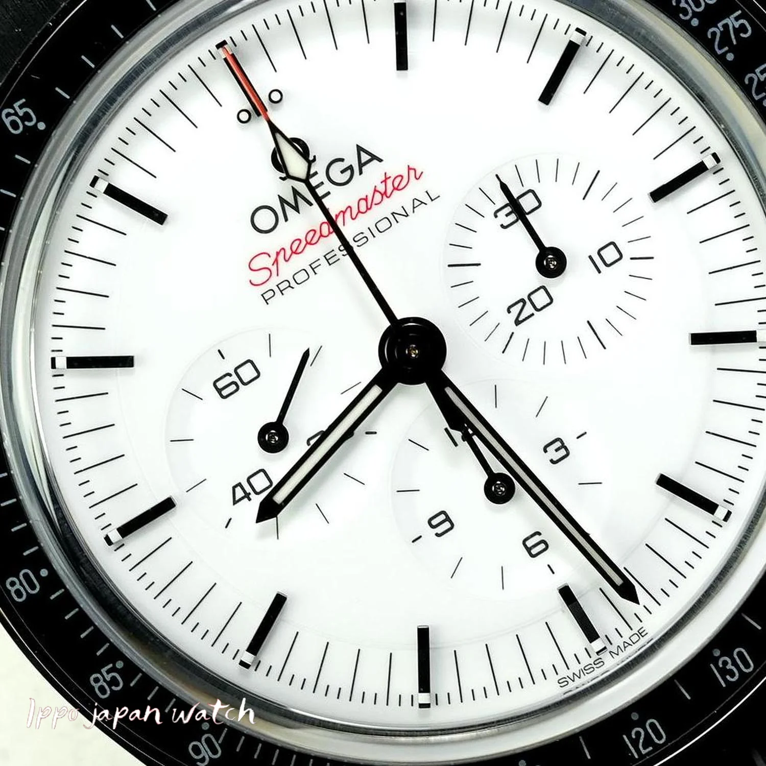 OMEGA 310.32.42.50.04.001 Speedmaster Moonwatch Professional 42mm Manual Wind with Rubber Strap and 5 Year Warranty for Timeless Style and Precision - Image 3