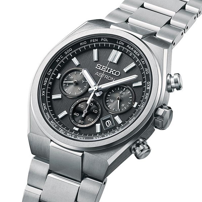 Seiko Astron SBXY097 analog radio solar titanium men's watch 2025.5 release - Image 5
