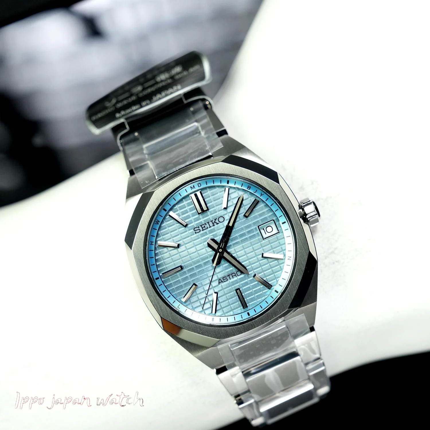 Seiko Astron SBXY103 NEXTER analog Eco-Drive radio titanium strap watch 2025.11 release - Image 7