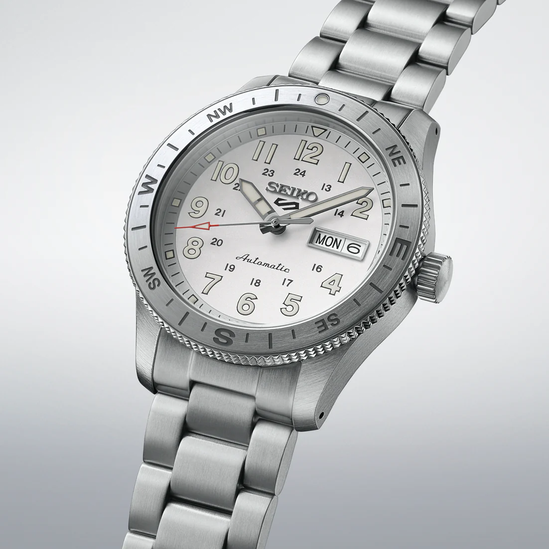 Seiko HDB007J Automatic mechanical sports Field series analog 4R36 Stainless Steel strap 2026.6 release - Image 4