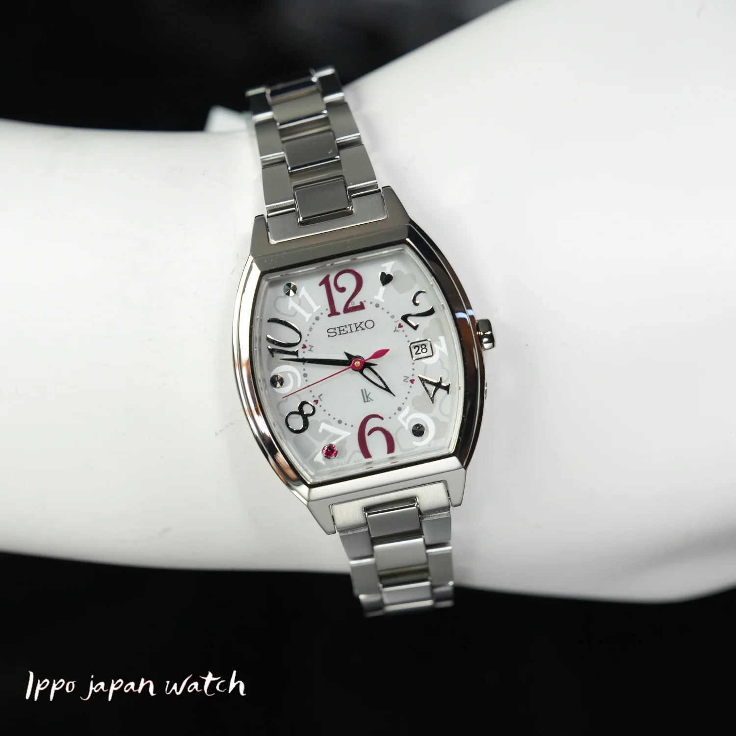SEIKO HEE002J Limited Edition 600 Pieces Solar Powered Radio Controlled LUKIA White Elegant Design - Image 4