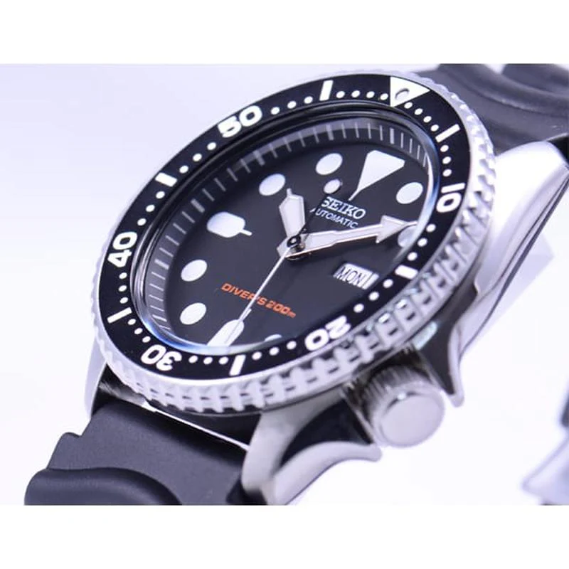Seiko Men's Seiko Divers Stainless Steel Automatic Rubber Black Bezel SKX007K - Image 2