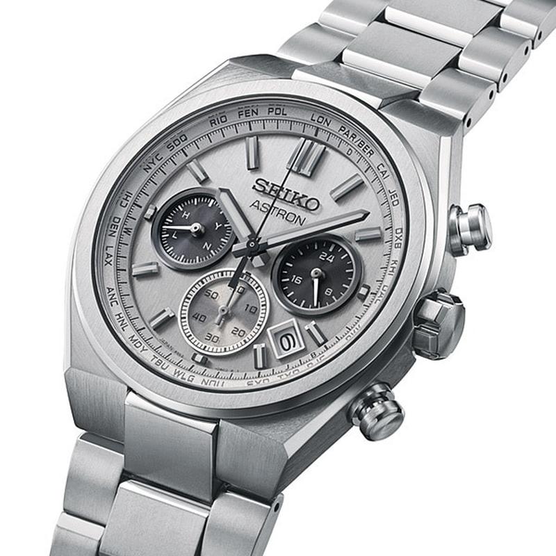 Seiko SBXY095 Astron analog radio solar titanium men's watch 2025.5 release - Image 5