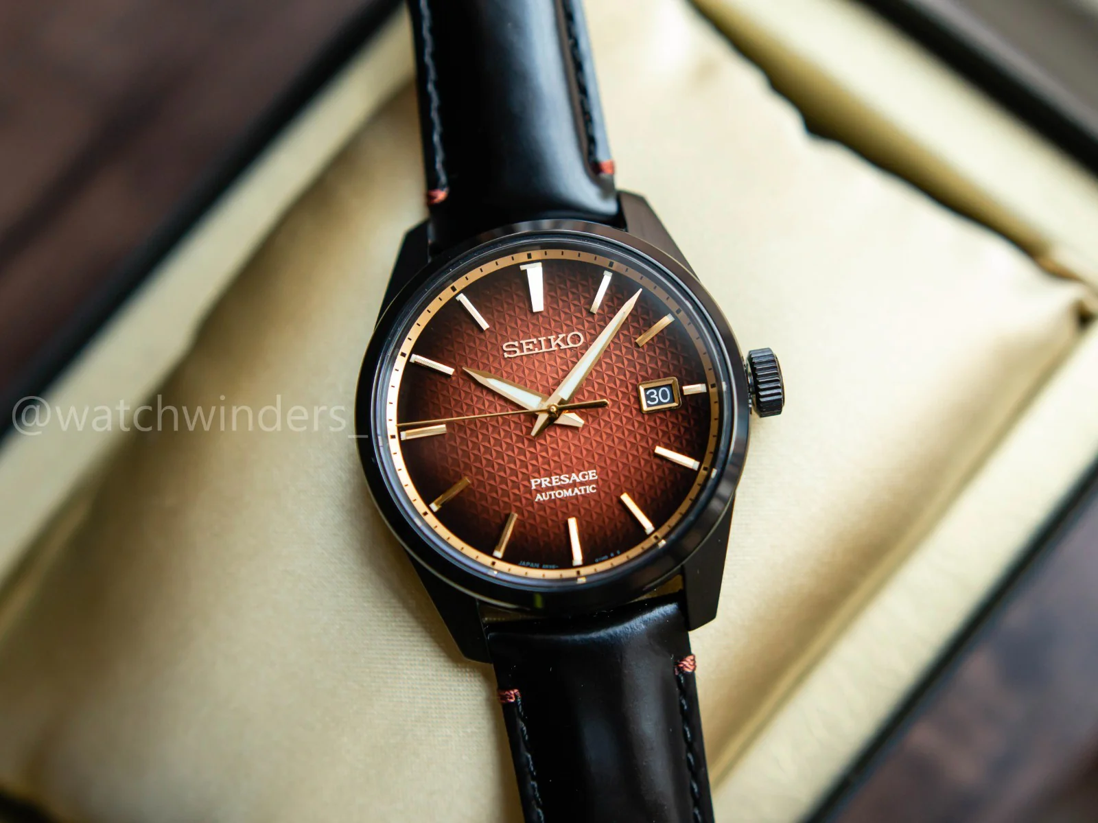 SEIKO SPB331J1 Automatic Movement Stainless Steel Case Sapphire Crystal 200m Water Resistance - Image 2