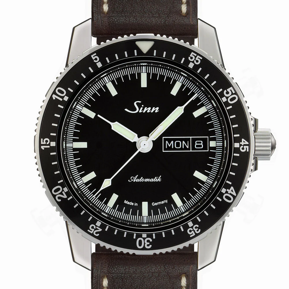 Sinn 104 Series 104.ST.SA Pilot's Watch with Rotating Bezel and Water Resistance - Image 5