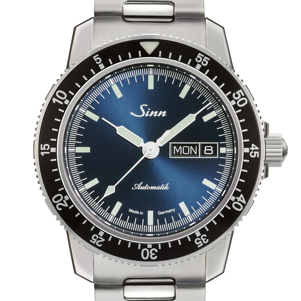 Sinn Pilot Series 104.ST.SA.IB Dark Blue Dial High-Performance Watch - Image 4