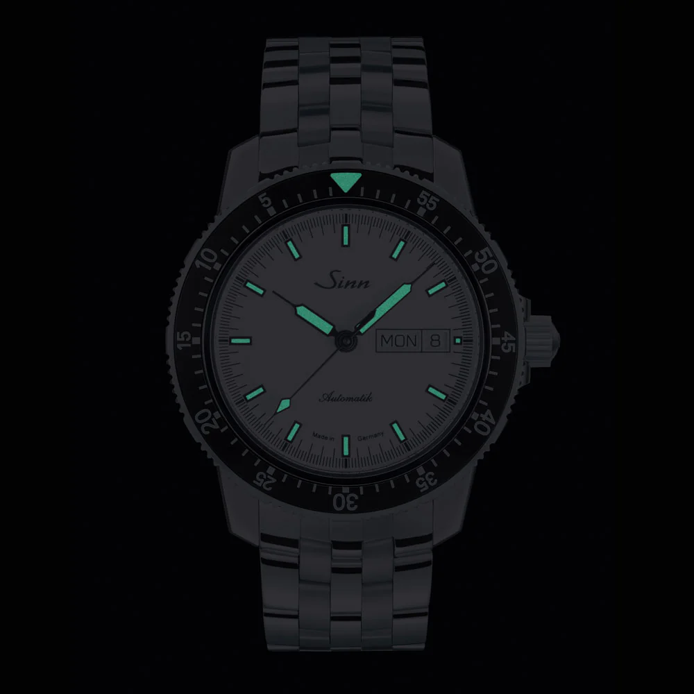 Sinn 104 Series 104.ST.SA.IW Pilot Watch with Rotating Bezel and Water Resistance - Image 5